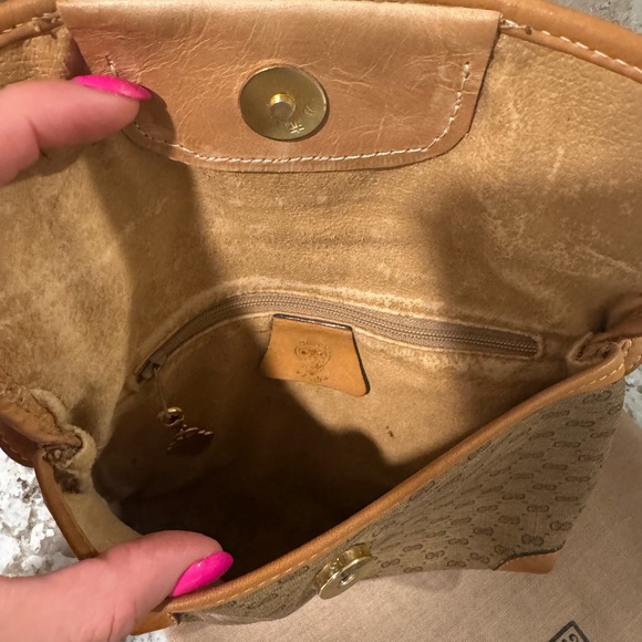 Vintage Gucci Tan Shoulder Handbag - Picture 4 of 7